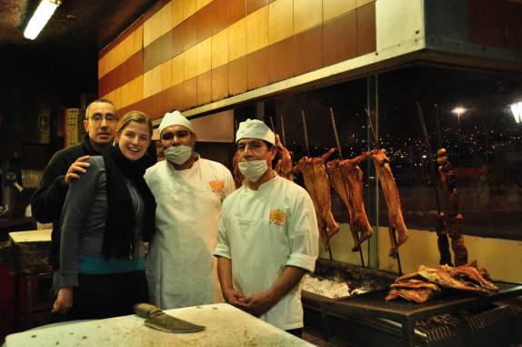 Muito bem recebidos pelos donos da cozinha do 'Rei do Cabrito', em Monterrey, no norte do México